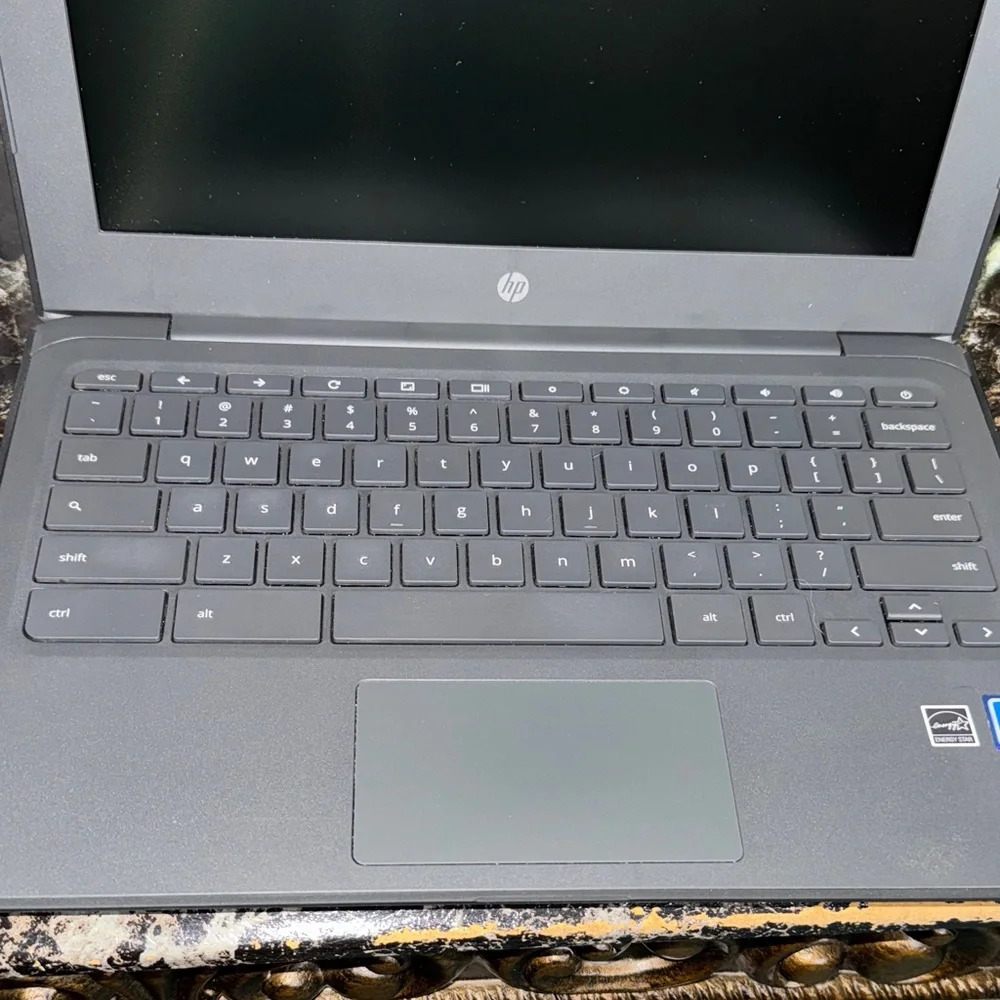HP Laptop - Elegant Gray Finish with charger